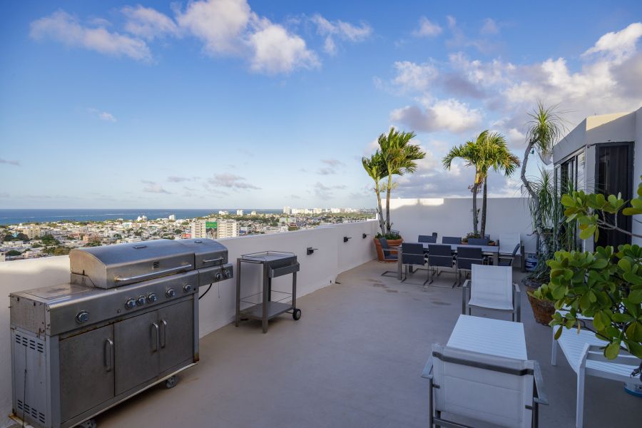 Ave Mujica　PR 100 Marginal Martinez Nadal Ave #6V, Guaynabo, PR 00969 | Zillow